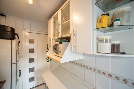 Apartamento à venda com 60m², 2 quartos e 1 vaga Apartamento à venda com 60m², 2 quartos e 1 vagaCozinha