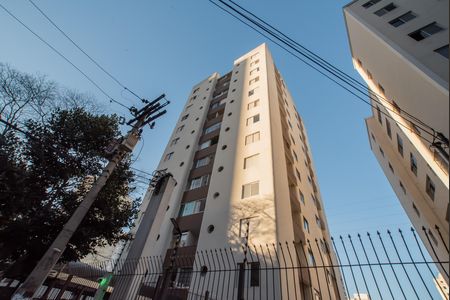 Apartamento à venda com 60m², 2 quartos e 1 vaga Apartamento à venda com 60m², 2 quartos e 1 vagaFachada