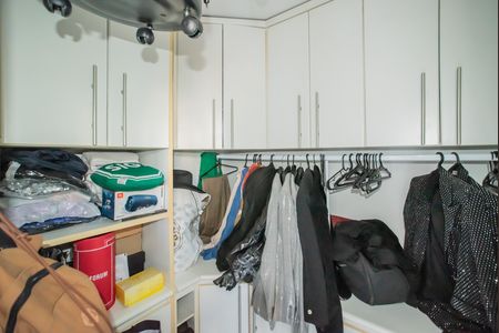 Apartamento à venda com 60m², 2 quartos e 1 vaga Apartamento à venda com 60m², 2 quartos e 1 vagaQuarto de Serviço