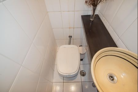 Apartamento à venda com 60m², 2 quartos e 1 vaga Apartamento à venda com 60m², 2 quartos e 1 vagaBanheiro de Serviço