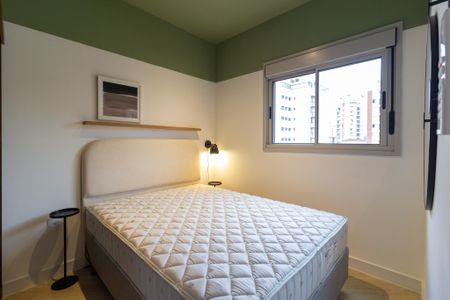 Quarto 1 de apartamento para alugar com 2 quartos, 38m² em Pinheiros, São Paulo