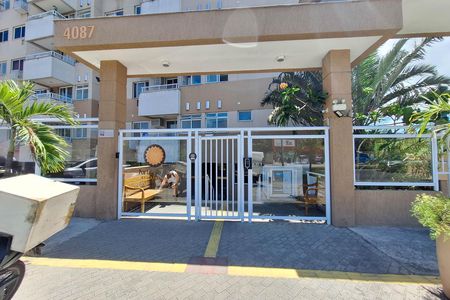 Apartamento para alugar com 70m², 2 quartos e 1 vagaFachada