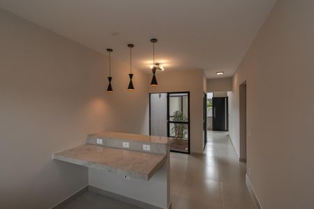 Casa à venda com 160m², 3 quartos e 2 vagasCozinha e Sala de Jantar 