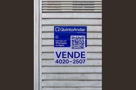Casa à venda com 138m², 3 quartos e 4 vagas Casa à venda com 138m², 3 quartos e 4 vagasPlaca Instalada na Fachada