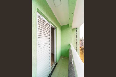 Casa à venda com 138m², 3 quartos e 4 vagas Casa à venda com 138m², 3 quartos e 4 vagasVaranda do Quarto 3