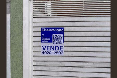 Casa à venda com 138m², 3 quartos e 4 vagas Casa à venda com 138m², 3 quartos e 4 vagasPlaca Instalada na Fachada