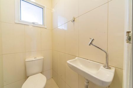 Casa à venda com 138m², 3 quartos e 4 vagas Casa à venda com 138m², 3 quartos e 4 vagasLavabo