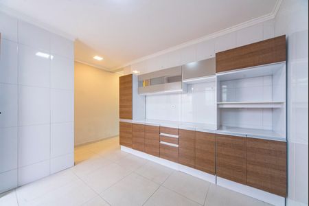 Casa à venda com 138m², 3 quartos e 4 vagas Casa à venda com 138m², 3 quartos e 4 vagasCozinha