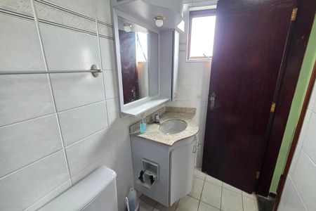 Apartamento para alugar com 145m², 4 quartos e 3 vagas Apartamento para alugar com 145m², 4 quartos e 3 vagasBanheiro da Suíte 2