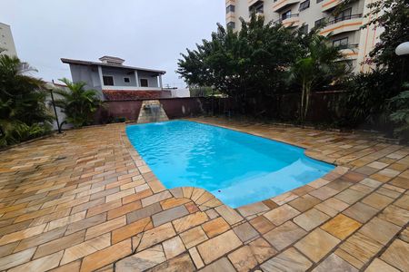 Apartamento para alugar com 145m², 4 quartos e 3 vagas Apartamento para alugar com 145m², 4 quartos e 3 vagasÁrea comum - Piscina