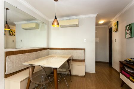 Apartamento à venda com 48m², 2 quartos e 1 vagaSala