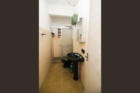 Casa à venda com 160m², 2 quartos e 2 vagasBanheiro 2