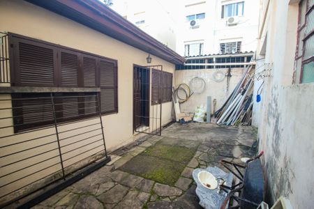 Casa à venda com 160m², 2 quartos e 2 vagasQuintal