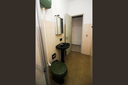 Casa à venda com 160m², 2 quartos e 2 vagasBanheiro 2