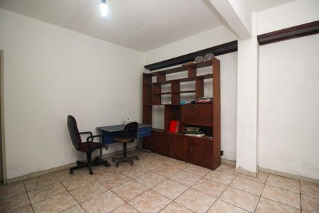 Casa à venda com 160m², 2 quartos e 2 vagasSala 2
