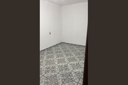 Quarto de casa para alugar com 2 quartos, 65m² em Vila Zat, São Paulo