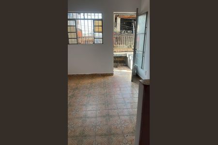 Sala de casa para alugar com 2 quartos, 65m² em Vila Zat, São Paulo