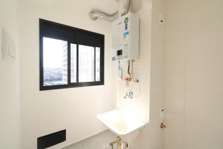 Apartamento para alugar com 40m², 2 quartos e 1 vaga Apartamento para alugar com 40m², 2 quartos e 1 vagaCozinha e Área de Serviço