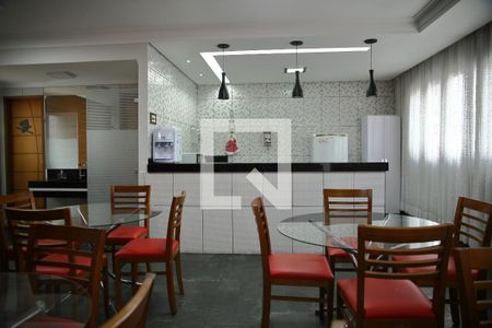 Apartamento para alugar com 60m², 2 quartos e 1 vaga Apartamento para alugar com 60m², 2 quartos e 1 vagaÁrea comum - Salão de festas