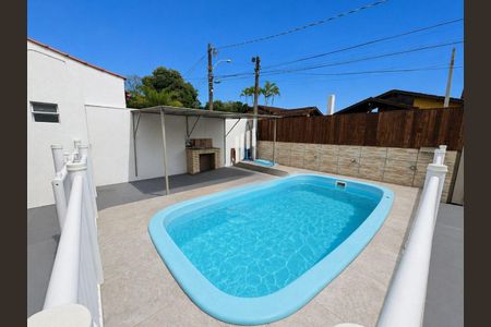 Casa para alugar com 83m², 2 quartos e 2 vagas
