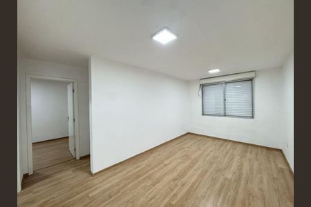 Casa para alugar com 83m², 2 quartos e 2 vagas Casa para alugar com 83m², 2 quartos e 2 vagasQuarto 1
