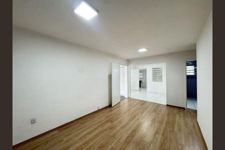 Sala de casa para alugar com 2 quartos, 83m² em Centro, Gravataí