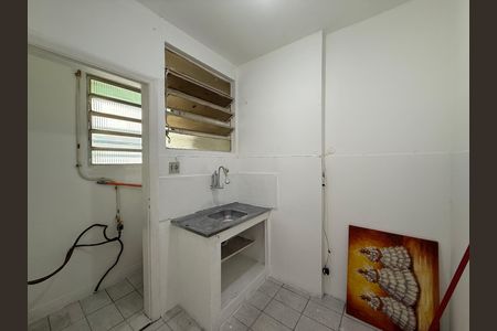 Cozinha/serviço de apartamento para alugar com 2 quartos, 60m² em Santa Ifigênia, São Paulo