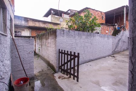 Casa para alugar com 50m², 1 quarto e sem vaga Casa para alugar com 50m², 1 quarto e sem vagaQuintal