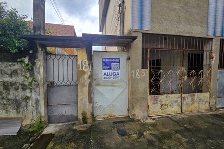 Casa para alugar com 50m², 1 quarto e sem vaga Casa para alugar com 50m², 1 quarto e sem vagaEntrada + placa