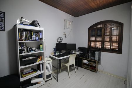 Casa de condomínio à venda com 250m², 5 quartos e 2 vagasQuarto 5