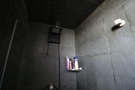 Casa de condomínio à venda com 250m², 5 quartos e 2 vagasBanheiro