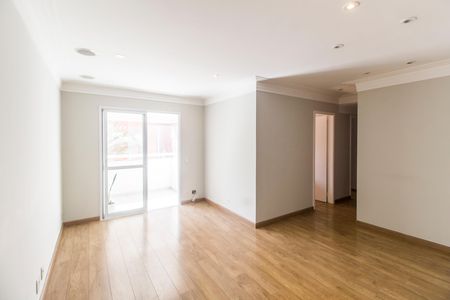 Apartamento à venda com 80m², 3 quartos e 1 vaga Apartamento à venda com 80m², 3 quartos e 1 vagaSala