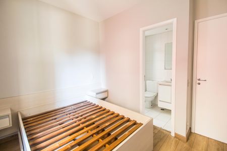 Apartamento à venda com 80m², 3 quartos e 1 vaga Apartamento à venda com 80m², 3 quartos e 1 vagaSuíte