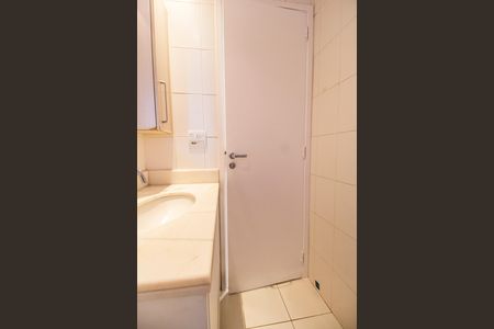 Apartamento à venda com 80m², 3 quartos e 1 vaga Apartamento à venda com 80m², 3 quartos e 1 vagaBanheiro 2