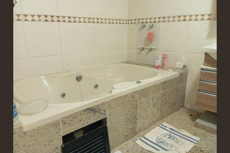 Casa para alugar com 240m², 2 quartos e sem vaga Casa para alugar com 240m², 2 quartos e sem vagaBanheiro