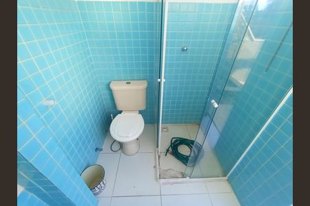 Casa para alugar com 240m², 2 quartos e sem vaga Casa para alugar com 240m², 2 quartos e sem vagaBanheiro da área externa