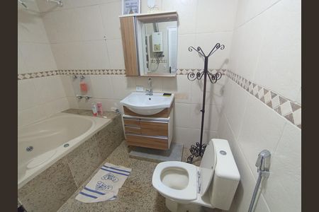 Casa para alugar com 240m², 2 quartos e sem vaga Casa para alugar com 240m², 2 quartos e sem vagaBanheiro