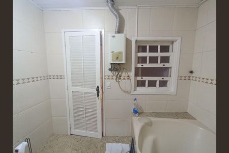 Casa para alugar com 240m², 2 quartos e sem vaga Casa para alugar com 240m², 2 quartos e sem vagaBanheiro