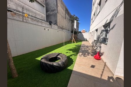 Apartamento para alugar com 37m², 2 quartos e sem vaga