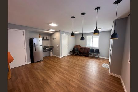 Apartamento para alugar com 37m², 2 quartos e sem vaga