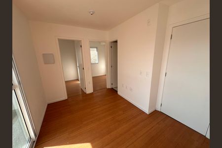 Sala/Cozinha de apartamento para alugar com 2 quartos, 37m² em Vila das Belezas, São Paulo