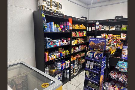 Apartamento para alugar com 37m², 2 quartos e sem vaga