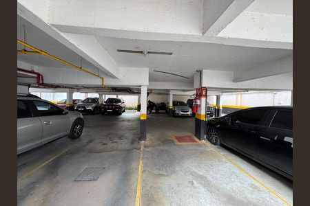 Apartamento para alugar com 54m², 2 quartos e 1 vaga Apartamento para alugar com 54m², 2 quartos e 1 vagaGaragem