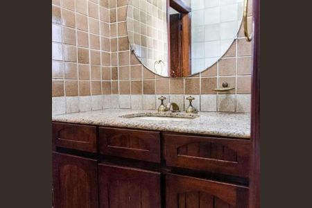 Casa para alugar com 196m², 3 quartos e 4 vagas