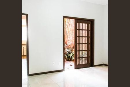 Sala de casa para alugar com 3 quartos, 196m² em Jaraguá, Belo Horizonte