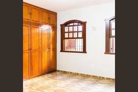 Casa para alugar com 196m², 3 quartos e 4 vagas