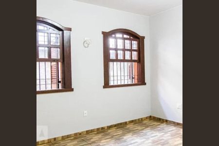 Casa para alugar com 196m², 3 quartos e 4 vagas