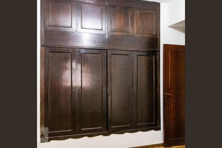 Casa para alugar com 196m², 3 quartos e 4 vagas