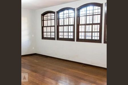 Sala de casa para alugar com 3 quartos, 196m² em Jaraguá, Belo Horizonte
