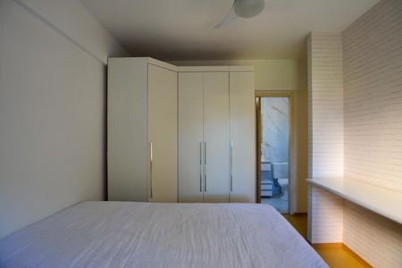 SUÍTE de apartamento para alugar com 2 quartos, 58m² em Jardim Esmeralda, São Paulo